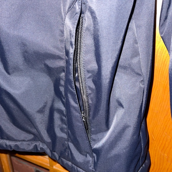 EUC Ladies LL Bean Black Winter Coat Jacket Softest Interior - Picture 5 of 6